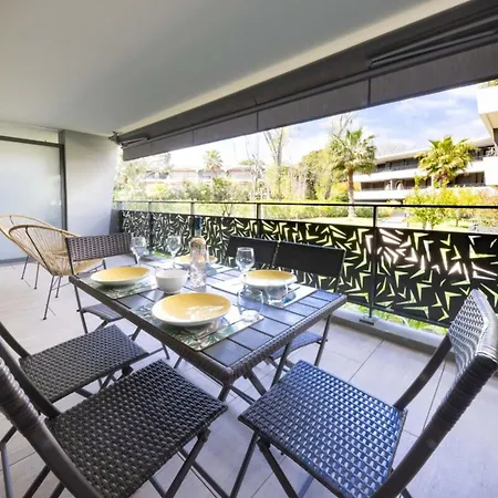 06ah - Superb Waterfront T2 - Swimming Pool * Villeneuve-Loubet